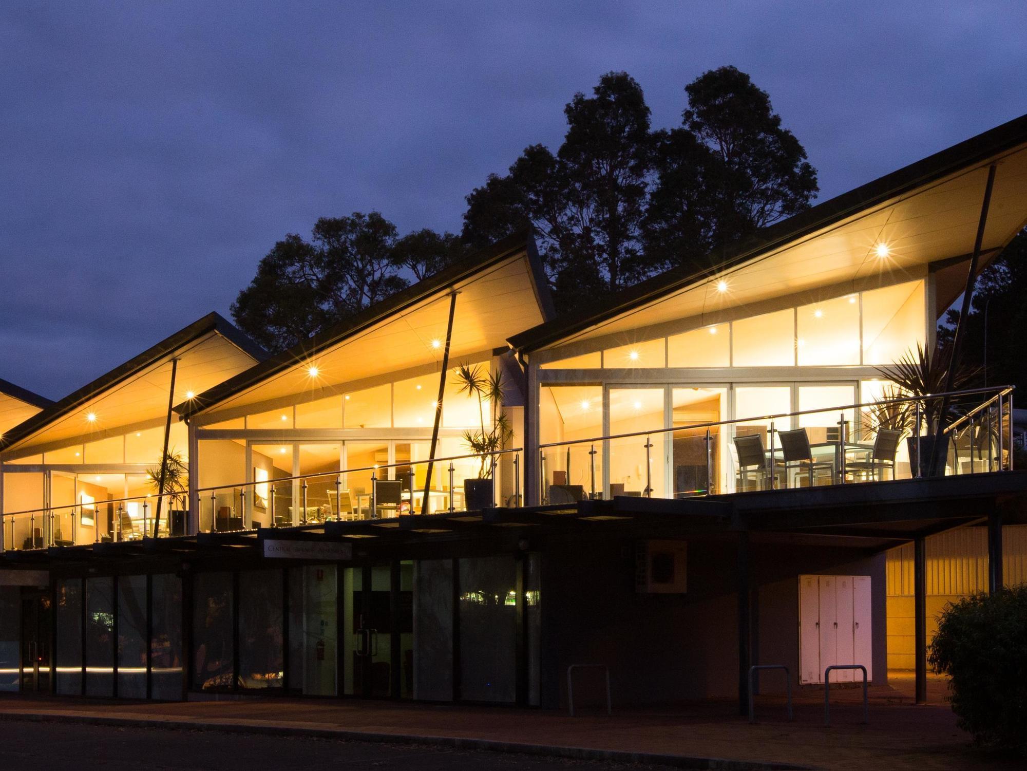Central Avenue Apartments Margaret River Екстериор снимка