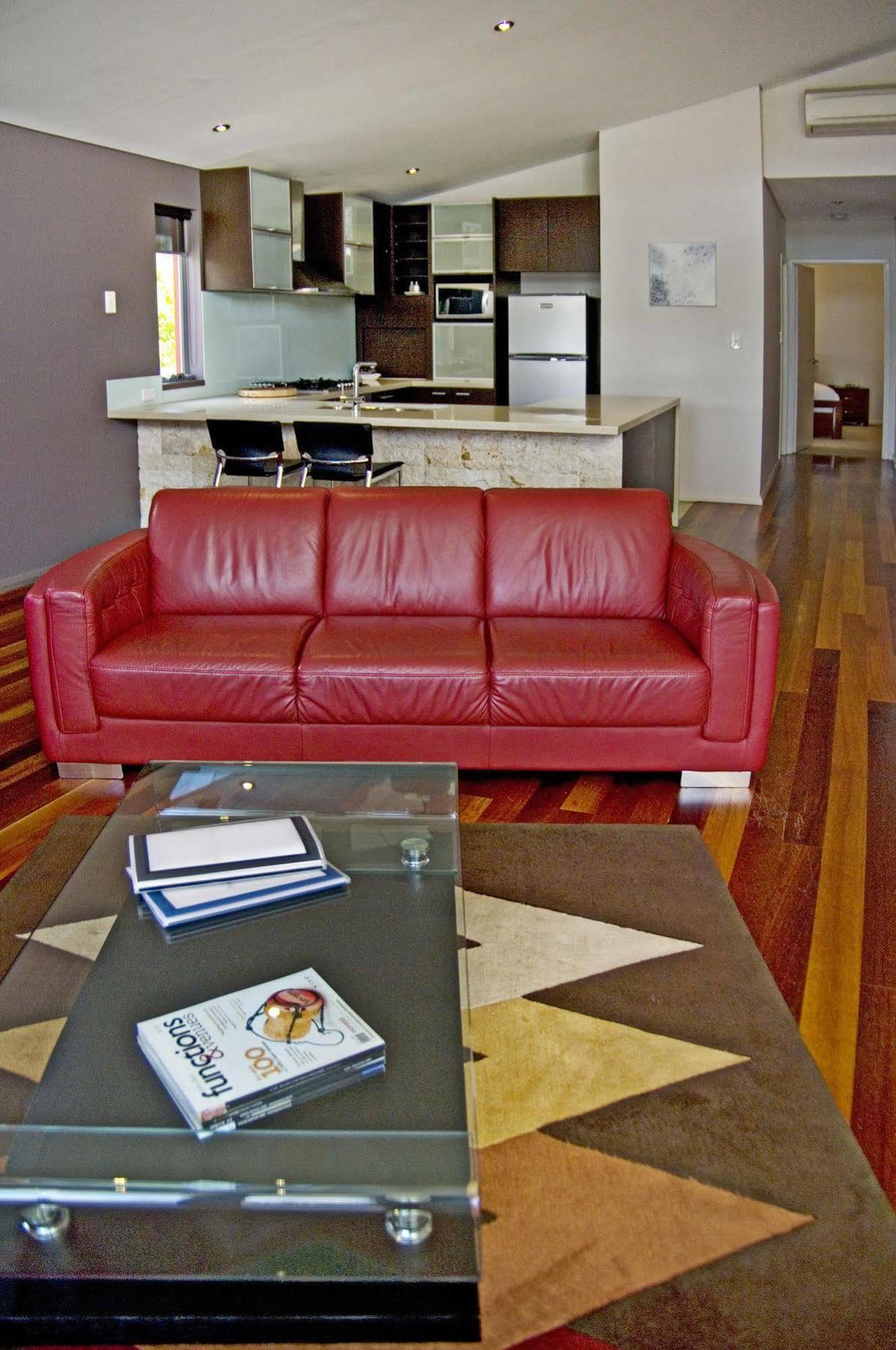 Central Avenue Apartments Margaret River Екстериор снимка